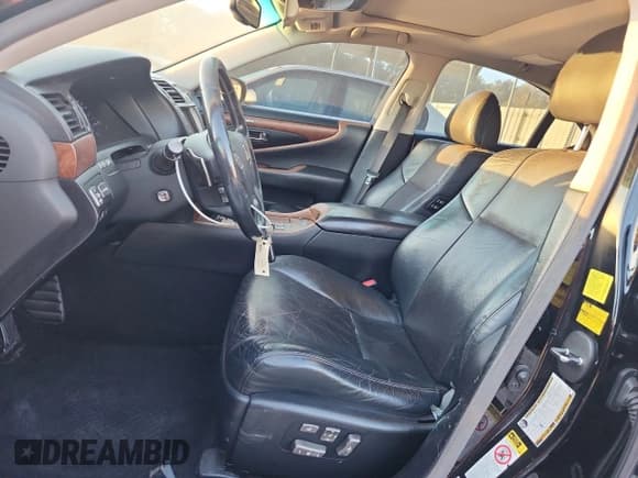 ✅ 2010 Lexus LS 460 • VIN: JTHBL5EFXA5098757 • Лот: 89830575. Опубликован ранее на Copart с пробегом 152 718 миль. Бесплатный доступ к архиву аукционных продаж из США и подробный отчёт об истории автомобиля на DreamBid. Изображение 7.