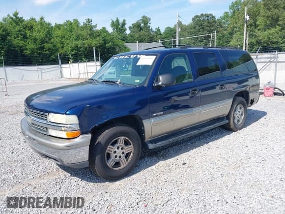 ✅ 2000 Chevrolet Suburban LS • VIN: 3GNFK16T6YG115678 • Лот: 42557069. Опубликован ранее на IAAI с пробегом 286 045 миль. Бесплатный доступ к архиву аукционных продаж из США и подробный отчёт об истории автомобиля на DreamBid. Изображение 2.