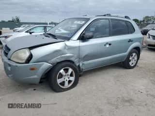 2007 Hyundai Tucson GLS z VIN KM8JM12B07U545790, wystawiony jako Copart lot #80977684 z przebiegiem 249 471 mil mil oraz Szkoda całkowita • Salvage title. Historia ofert i sprzedaży dostępna na DreamBid. Obrazek 1.