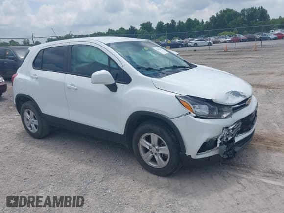 ✅ 2022 Chevrolet Trax LS • VIN: KL7CJNSM0NB527682 • Lot: 42468268. Listed on IAAI with 36,045 mi. Free auction sales archive from the USA and detailed vehicle history report at DreamBid. Image 1.