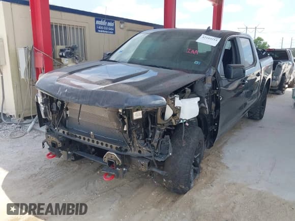 ✅ 2022 Chevrolet Silverado 1500 LT Trail Boss • VIN: 1GCPYFED3NZ234464 • Lot: 42103214. Wystawiony na IAAI z przebiegiem 30 250 mil. Bezpłatny archiwum sprzedaży aukcyjnych z USA i szczegółowy raport historii pojazdu na DreamBid. Zdjęcie 2.