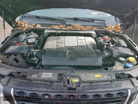 ✅ 2016 Land Rover LR4 HSE • VIN: SALAG2V64GA837114 • Лот: 94055545. Опубликован ранее на Copart с пробегом Не указан. Бесплатный доступ к архиву аукционных продаж из США и подробный отчёт об истории автомобиля на DreamBid. Изображение 12.