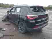 2019 Jeep Compass Limited z VIN 3C4NJDCB3KT843235, wystawiony jako IAAI lot #43383677 z przebiegiem 68 221 mil mil oraz . Historia ofert i sprzedaży dostępna na DreamBid. Obrazek 3.