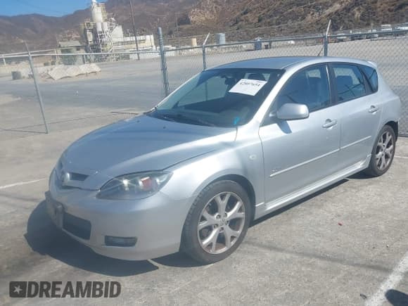 ✅ 2009 Mazda 3 S Sport • VIN: JM1BK344091201387 • Lot: 42807654. Wystawiony na IAAI z przebiegiem 79 399 mil. Bezpłatny archiwum sprzedaży aukcyjnych z USA i szczegółowy raport historii pojazdu na DreamBid. Zdjęcie 18.