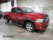 2009 Dodge 1500 SLT с VIN 1D3HV18TX9S809412, выставлен на аукционе Copart как лот 80314184 с пробегом 116 455 миль миль и Списание • Salvage title. История ставок и продаж доступна на DreamBid. Изображение 4.