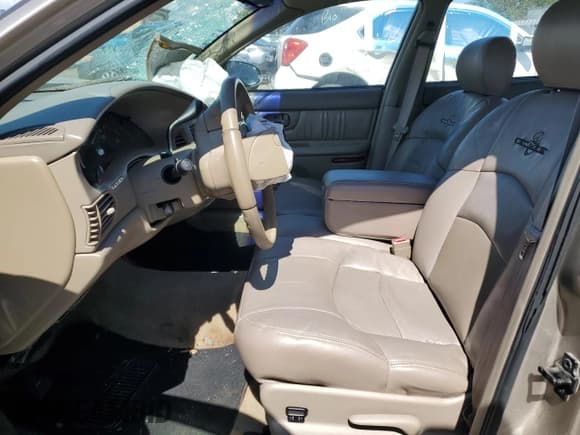 ✅ 1998 Buick Century Custom • VIN: 2G4WS52M7W1521436 • Lot: 71455855. Wystawiony na Copart z przebiegiem Nie podano. Bezpłatny archiwum sprzedaży aukcyjnych z USA i szczegółowy raport historii pojazdu na DreamBid. Zdjęcie 7.