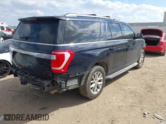 ✅ 2021 Ford Expedition Max XLT • VIN: 1FMJK1HT8MEA50524 • Lot: 41539292. Wystawiony na IAAI z przebiegiem 65 009 mil. Bezpłatny archiwum sprzedaży aukcyjnych z USA i szczegółowy raport historii pojazdu na DreamBid. Zdjęcie 4.