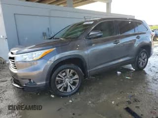 ✅ 2014 Toyota Highlander LE • VIN: 5TDZKRFHXES005780 • Lot: 84424825. Listed on Copart with 133,002 mi. Free auction sales archive from the USA and detailed vehicle history report at DreamBid. Image 1.
