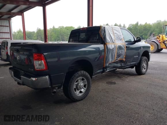 ✅ 2020 Ram 2500 Tradesman • VIN: 3C6UR5CL6LG214766 • Lot: 42461225. Listed on IAAI with 48,944 mi. Free auction sales archive from the USA and detailed vehicle history report at DreamBid. Image 4.