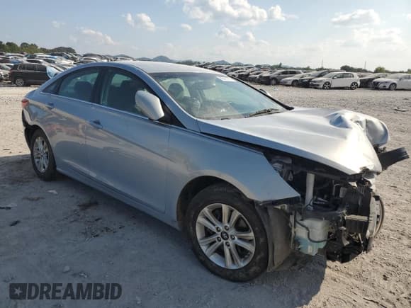 ✅ 2013 Hyundai Sonata GLS • VIN: 5NPEB4ACXDH707308 • Lot: 68061874. Listed on Copart with 102,070 mi. Free auction sales archive from the USA and detailed vehicle history report at DreamBid. Image 4.