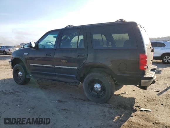 ✅ 1998 Ford Expedition XLT • VIN: 1FMRU18W9WLB45938 • Лот: 46997505. Опубликован ранее на Copart с пробегом 162 797 миль. Бесплатный доступ к архиву аукционных продаж из США и подробный отчёт об истории автомобиля на DreamBid. Изображение 2.