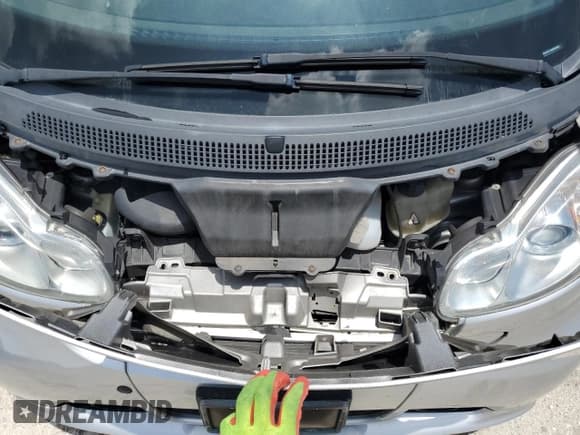 ✅ 2009 Smart fortwo Passion • VIN: WMEEK31XX9K253259 • Лот: 63807705. Опубликован ранее на Copart с пробегом 79 084 миль. Бесплатный доступ к архиву аукционных продаж из США и подробный отчёт об истории автомобиля на DreamBid. Изображение 11.