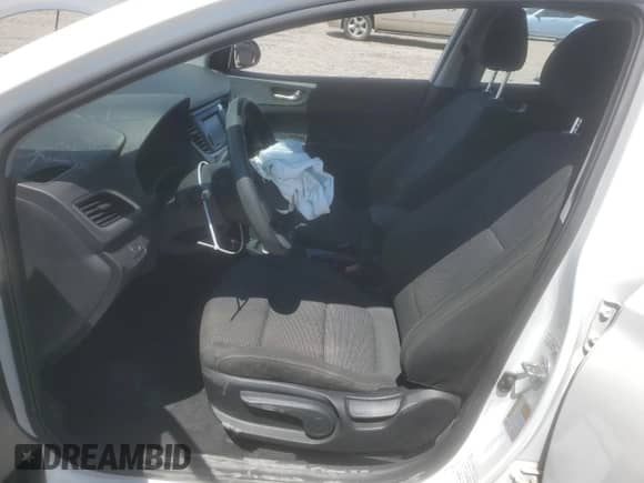 2019 Hyundai Accent SE z VIN 3KPC24A36KE052458, wystawiony jako Copart lot #66455243 z przebiegiem 42 338 mil mil oraz . Historia ofert i sprzedaży dostępna na DreamBid. Obrazek 7.