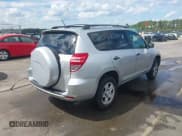 ✅ 2012 Toyota RAV4 • VIN: 2T3ZF4DV8CW156841 • Лот: 43225672. Опубликован ранее на IAAI с пробегом 192 671 миль. Бесплатный доступ к архиву аукционных продаж из США и подробный отчёт об истории автомобиля на DreamBid. Изображение 4.