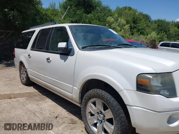 ✅ 2010 Ford Expedition Max Limited • VIN: 1FMJK1K51AEA17919 • Лот: 42711156. Опубликован ранее на IAAI с пробегом 199 222 миль. Бесплатный доступ к архиву аукционных продаж из США и подробный отчёт об истории автомобиля на DreamBid. Изображение 6.
