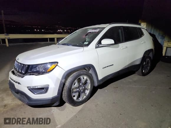 ✅ 2020 Jeep Compass Limited • VIN: 3C4NJCCBXLT128786 • Лот: 89896045. Опубликован ранее на Copart с пробегом 100 830 миль. Бесплатный доступ к архиву аукционных продаж из США и подробный отчёт об истории автомобиля на DreamBid. Изображение 1.