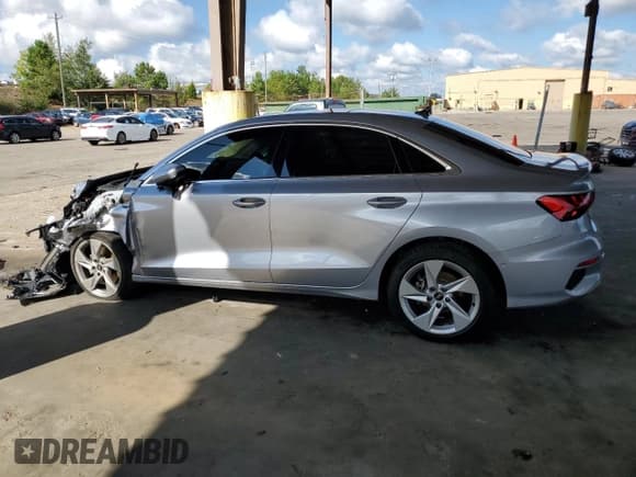 ✅ 2023 Audi A3 Premium Plus • VIN: WAUHUDGYXPA078698 • Лот: 85701514. Опубликован ранее на Copart с пробегом Не указан. Бесплатный доступ к архиву аукционных продаж из США и подробный отчёт об истории автомобиля на DreamBid. Изображение 2.