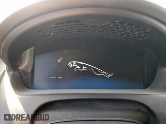 ✅ 2012 Jaguar XJ • VIN: SAJWA1CB0CLV23002 • Lot: 52804915. Wystawiony na Copart z przebiegiem 149 331 mil. Bezpłatny archiwum sprzedaży aukcyjnych z USA i szczegółowy raport historii pojazdu na DreamBid. Zdjęcie 9.