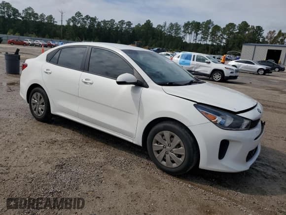 ✅ 2020 Kia Rio LX • VIN: 3KPA24AD0LE297516 • Lot: 85525775. Listed on Copart with 70,252 mi. Free auction sales archive from the USA and detailed vehicle history report at DreamBid. Image 4.