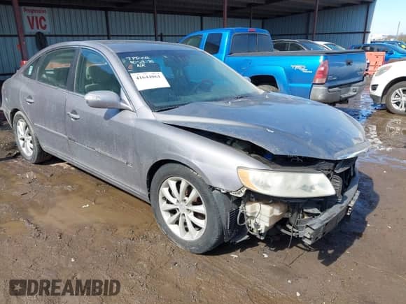 2008 Hyundai Azera Limited с VIN KMHFC46F28A282406, выставлен на аукционе IAAI как лот 41644061 с пробегом Не указан миль и . История ставок и продаж доступна на DreamBid. Изображение 1.