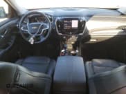 ✅ 2021 Chevrolet Traverse Premier • VIN: 1GNEVKKW8MJ146562 • Lot: 73495002. Wystawiony na Copart z przebiegiem 24 420 mil. Bezpłatny archiwum sprzedaży aukcyjnych z USA i szczegółowy raport historii pojazdu na DreamBid. Zdjęcie 8.