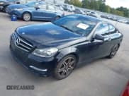 ✅ 2014 Mercedes-Benz C 250 • VIN: WDDGJ4HB7EG175844 • Lot: 43343161. Wystawiony na IAAI z przebiegiem 118 020 mil. Bezpłatny archiwum sprzedaży aukcyjnych z USA i szczegółowy raport historii pojazdu na DreamBid. Zdjęcie 18.