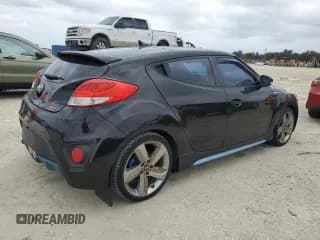 ✅ 2013 Hyundai Veloster Turbo • VIN: KMHTC6AE1DU173473 • Lot: 75809384. Wystawiony na Copart z przebiegiem Nie podano. Bezpłatny archiwum sprzedaży aukcyjnych z USA i szczegółowy raport historii pojazdu na DreamBid. Zdjęcie 3.