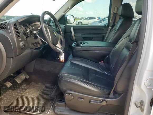 ✅ 2010 Chevrolet Silverado 1500 • VIN: 3GCRKSE29AG255198 • Лот: 64492525. Опубликован ранее на Copart с пробегом 72 339 миль. Бесплатный доступ к архиву аукционных продаж из США и подробный отчёт об истории автомобиля на DreamBid. Изображение 7.