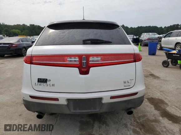 ✅ 2010 Lincoln MKT EcoBoost • VIN: 2LMHJ5AT0ABJ25389 • Лот: 70562695. Опубликован ранее на Copart с пробегом 161 259 миль. Бесплатный доступ к архиву аукционных продаж из США и подробный отчёт об истории автомобиля на DreamBid. Изображение 6.