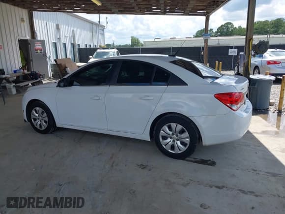 ✅ 2012 Chevrolet Cruze LS • VIN: 1G1PC5SH4C7155371 • Лот: 42948192. Опубликован ранее на IAAI с пробегом 143 376 миль. Бесплатный доступ к архиву аукционных продаж из США и подробный отчёт об истории автомобиля на DreamBid. Изображение 3.