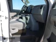 ✅ 2014 Ford Econoline Passenger XL • VIN: 1FBSS3BL0EDA81727 • Lot: 41158204. Wystawiony na IAAI z przebiegiem 493 524 mil. Bezpłatny archiwum sprzedaży aukcyjnych z USA i szczegółowy raport historii pojazdu na DreamBid. Zdjęcie 5.