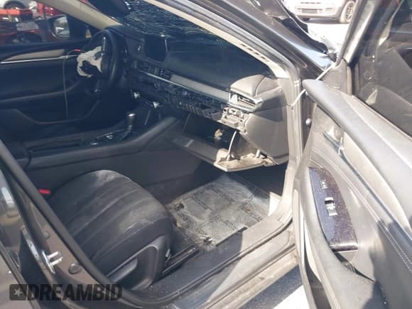 ✅ 2021 Mazda 6 Sport • VIN: JM1GL1UM5M1612560 • Lot: 42692244. Listed on IAAI with 86,689 mi. Free auction sales archive from the USA and detailed vehicle history report at DreamBid. Image 5.