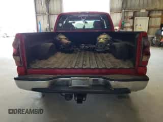 2004 Chevrolet Silverado 1500 Z71 z VIN 1GCEK19T94E206462, wystawiony jako Copart lot #65658514 z przebiegiem 178 493 mil mil oraz Szkoda całkowita • Salvage title. Historia ofert i sprzedaży dostępna na DreamBid. Obrazek 6.