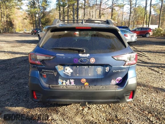 ✅ 2022 Subaru Outback Premium • VIN: 4S4BTAFC0N3210526 • Lot: 43702521. Listed on IAAI with 35,008 mi. Free auction sales archive from the USA and detailed vehicle history report at DreamBid. Image 17.