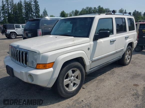 ✅ 2007 Jeep Commander Limited • VIN: 1J8HG58P07C573415 • Lot: 42570026. Listed on IAAI with 261,335 mi. Free auction sales archive from the USA and detailed vehicle history report at DreamBid. Image 2.