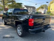✅ 2019 Chevrolet Silverado 1500 Custom • VIN: 2GCVKMEC4K1210280 • Lot: 85596925. Wystawiony na Copart z przebiegiem 115 551 mil. Bezpłatny archiwum sprzedaży aukcyjnych z USA i szczegółowy raport historii pojazdu na DreamBid. Zdjęcie 3.
