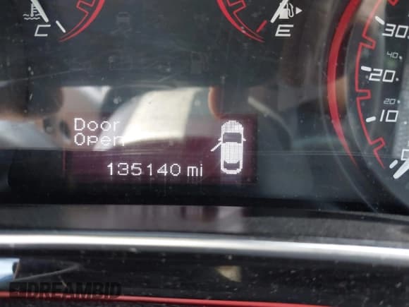 ✅ 2015 Dodge Dart SXT • VIN: 1C3CDFBB8FD124977 • Lot: 43102430. Listed on IAAI with 135,140 mi. Free auction sales archive from the USA and detailed vehicle history report at DreamBid. Image 15.