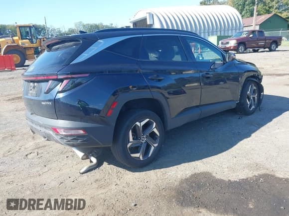 ✅ 2022 Hyundai Tucson Limited • VIN: KM8JECA12NU068049 • Lot: 43254961. Listed on IAAI with 31,287 mi. Free auction sales archive from the USA and detailed vehicle history report at DreamBid. Image 4.