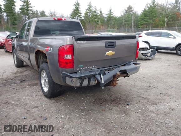 ✅ 2012 Chevrolet Silverado 1500 LT • VIN: 1GCRKSE79CZ219803 • Lot: 43611754. Listed on IAAI with 165,403 mi. Free auction sales archive from the USA and detailed vehicle history report at DreamBid. Image 3.