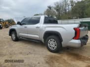 ✅ 2023 Toyota Tundra SR5 • VIN: 5TFLA5AB8PX028699 • Лот: 50719305. Опубликован ранее на Copart с пробегом 51 367 миль. Бесплатный доступ к архиву аукционных продаж из США и подробный отчёт об истории автомобиля на DreamBid. Изображение 2.