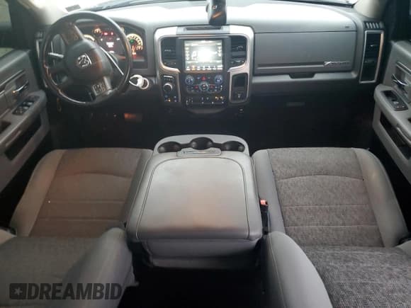 ✅ 2018 Ram 1500 Big Horn • VIN: 1C6RR7LT0JS321688 • Лот: 93428715. Опубликован ранее на Copart с пробегом 98 227 миль. Бесплатный доступ к архиву аукционных продаж из США и подробный отчёт об истории автомобиля на DreamBid. Изображение 8.