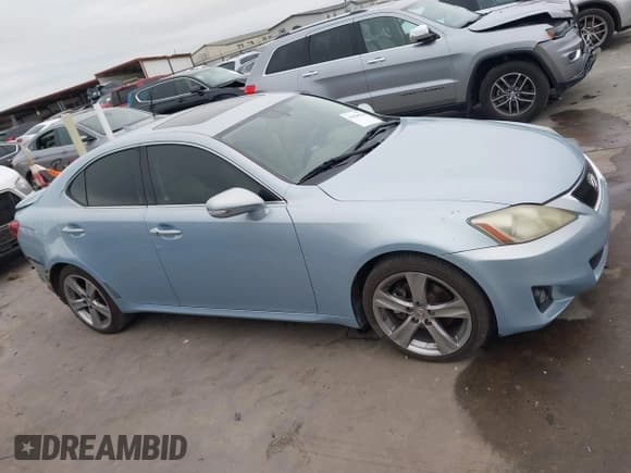 ✅ 2011 Lexus IS 250 • VIN: JTHBF5C26B5132072 • Lot: 41428954. Listed on IAAI with 158,335 mi. Free auction sales archive from the USA and detailed vehicle history report at DreamBid. Image 14.