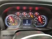 ✅ 2021 Chevrolet Silverado 1500 Custom Trail Boss • VIN: 1GCPYCEF4MZ244709 • Lot: 87100405. Wystawiony na Copart z przebiegiem 57 258 mil. Bezpłatny archiwum sprzedaży aukcyjnych z USA i szczegółowy raport historii pojazdu na DreamBid. Zdjęcie 9.