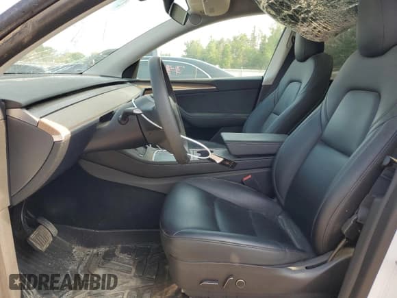 ✅ 2023 Tesla Model Y Long Range • VIN: 7SAYGDEE0PF629685 • Лот: 60401725. Опубликован ранее на Copart с пробегом 71 599 миль. Бесплатный доступ к архиву аукционных продаж из США и подробный отчёт об истории автомобиля на DreamBid. Изображение 7.