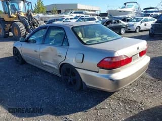✅ 2000 Honda Accord EX • VIN: 1HGCG1657YA044439 • Lot: 43477045. Listed on IAAI with 163,699 mi. Free auction sales archive from the USA and detailed vehicle history report at DreamBid. Image 3.