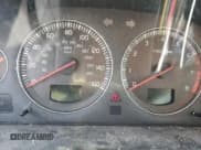 ✅ 2004 Volvo V70 • VIN: YV1SW61T742349390 • Lot: 60295085. Listed on Copart with 218,560 mi. Free auction sales archive from the USA and detailed vehicle history report at DreamBid. Image 9.