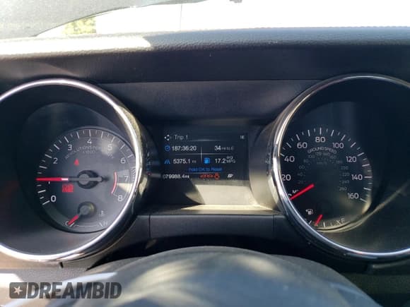 ✅ 2017 Ford Mustang GT Premium • VIN: 1FATP8FF7H5235678 • Lot: 62402565. Wystawiony na Copart z przebiegiem 79 988 mil. Bezpłatny archiwum sprzedaży aukcyjnych z USA i szczegółowy raport historii pojazdu na DreamBid. Zdjęcie 9.