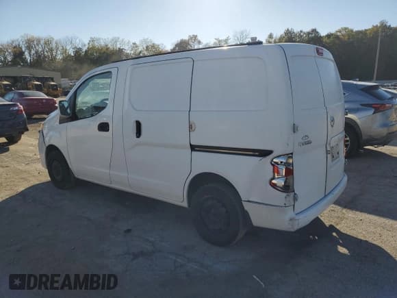 ✅ 2015 Nissan NV200 S • VIN: 3N6CM0KN2FK705925 • Lot: 91147165. Listed on Copart with 159,542 mi. Free auction sales archive from the USA and detailed vehicle history report at DreamBid. Image 2.