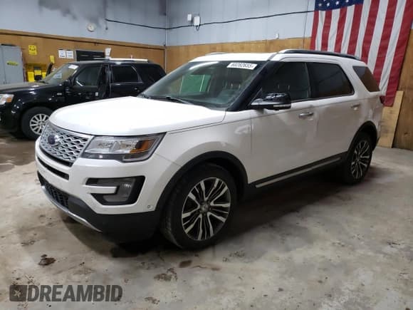✅ 2016 Ford Explorer Platinum • VIN: 1FM5K8HT9GGC70998 • Lot: 60282655. Wystawiony na Copart z przebiegiem 155 266 mil. Bezpłatny archiwum sprzedaży aukcyjnych z USA i szczegółowy raport historii pojazdu na DreamBid. Zdjęcie 1.