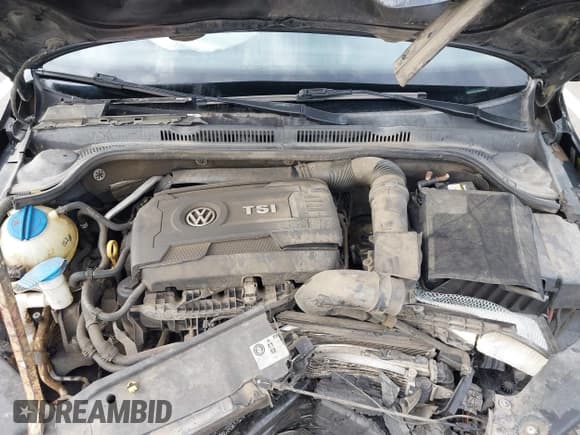 ✅ 2015 Volkswagen Jetta SE • VIN: 3VWD07AJ5FM254002 • Лот: 41827446. Опубликован ранее на IAAI с пробегом 136 708 миль. Бесплатный доступ к архиву аукционных продаж из США и подробный отчёт об истории автомобиля на DreamBid. Изображение 10.